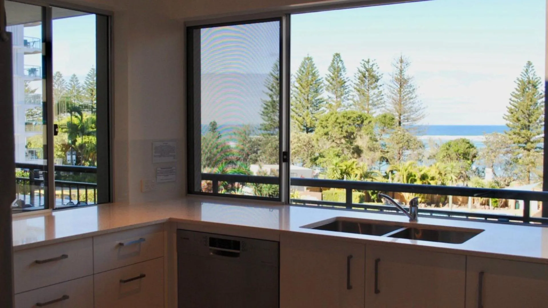 Great Views, Ultimate Comfort And Top Location! كالوندرا