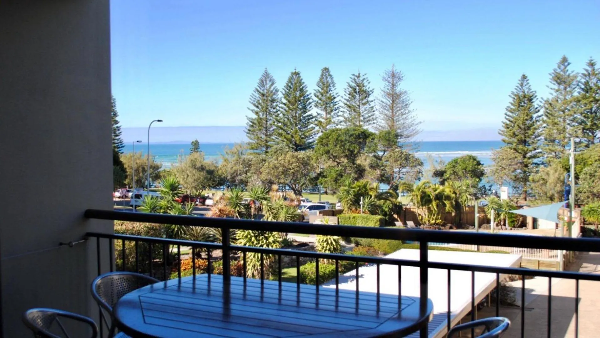 Great Views, Ultimate Comfort And Top Location! Caloundra